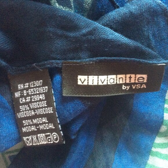 Vivante by VSA Boho Blue & Green Geometric Floral Print Abstract Wrap/Scarf - Picture 3 of 4